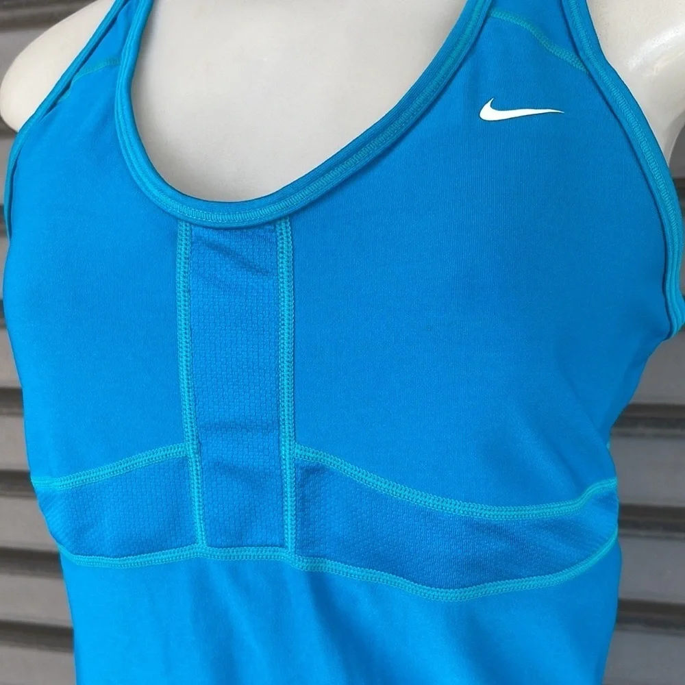 Nike Dri-FIT Bright Blue Built In Shelf Bra Racerback Tank Top Size Medium